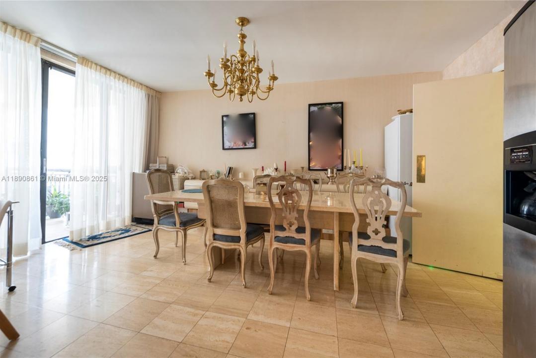 Bal Harbour, Florida 33154