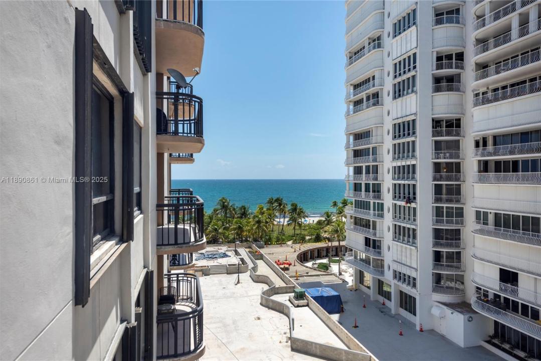 Bal Harbour, Florida 33154