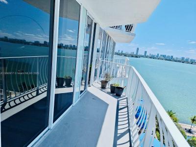 7601 E Treasure Dr 1406, North Bay Village, Florida 33141, USA