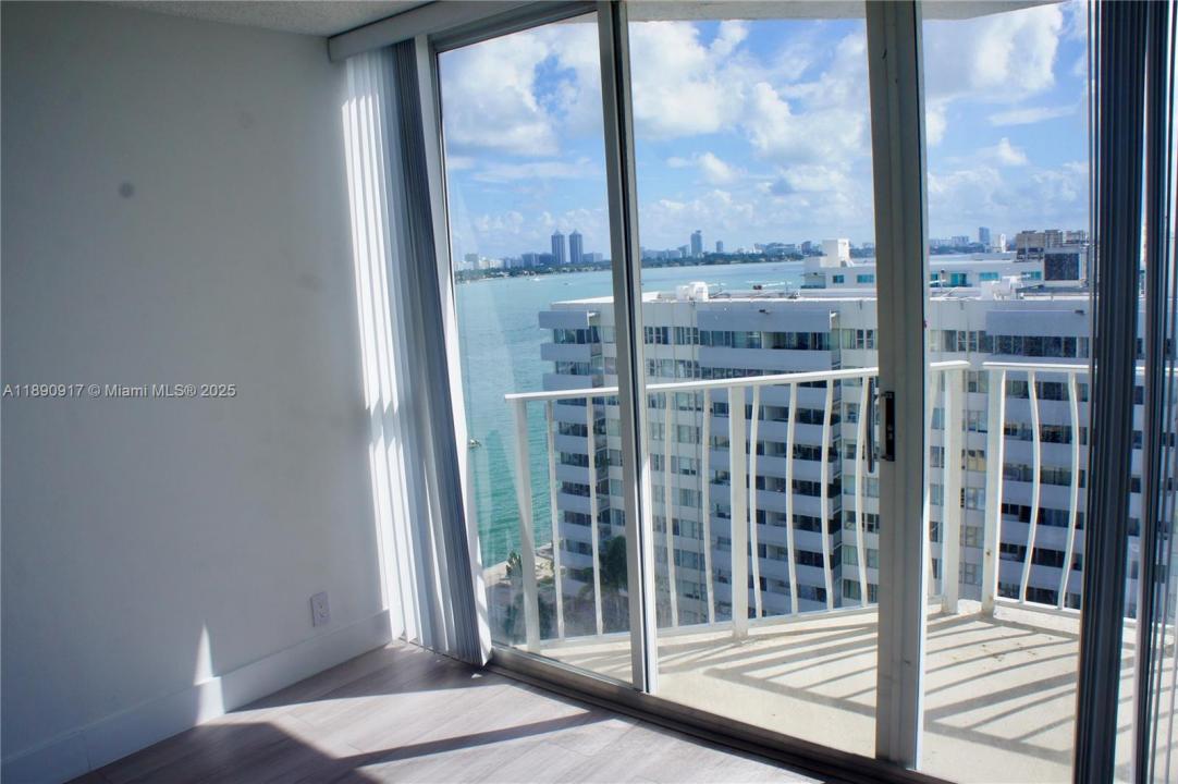 7601 E Treasure Dr 1406, North Bay Village, Florida 33141