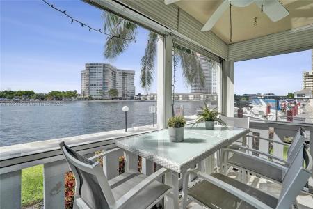 1889 S Ocean Dr 114, Hallandale Beach, Florida 33009, USA
