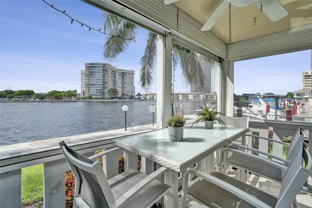 1889 S Ocean Dr 114, Hallandale Beach, Florida 33009, Estados Unidos