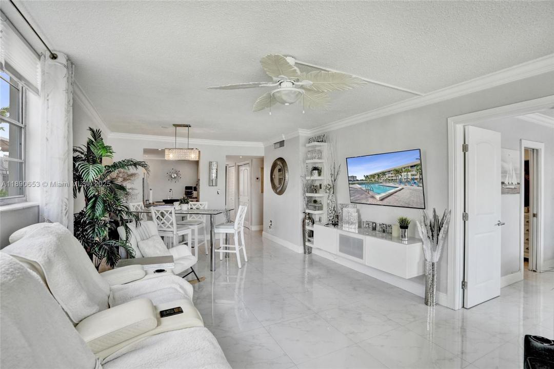 1889 S Ocean Dr 114, Hallandale Beach, Florida 33009, Estados Unidos