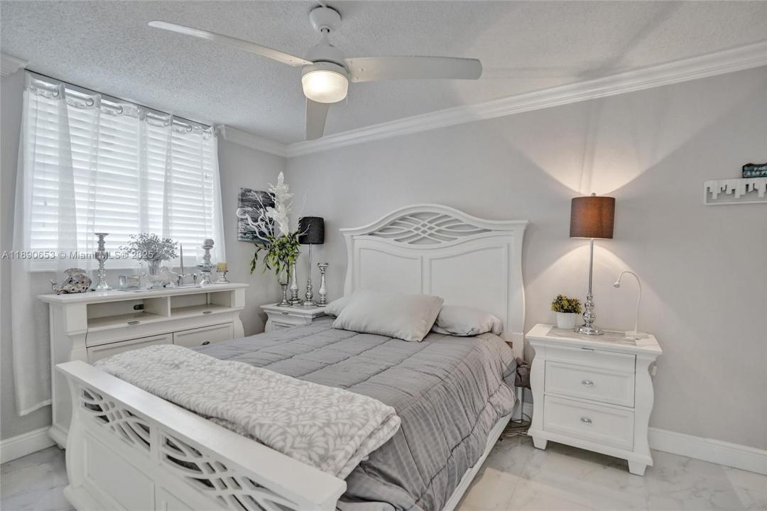 1889 S Ocean Dr 114, Hallandale Beach, Florida 33009, Estados Unidos