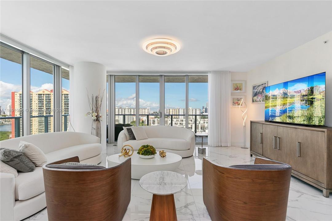300 Sunny Isles Blvd 4-1607, Sunny Isles Beach, Florida 33160, Amerika Birleşik Devletleri