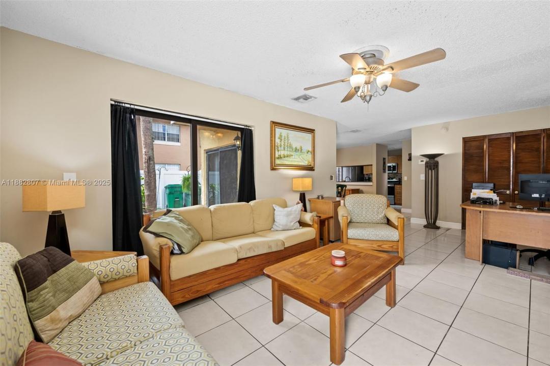 4242 NW 114th Ter 42, Coral Springs, Florida 33065