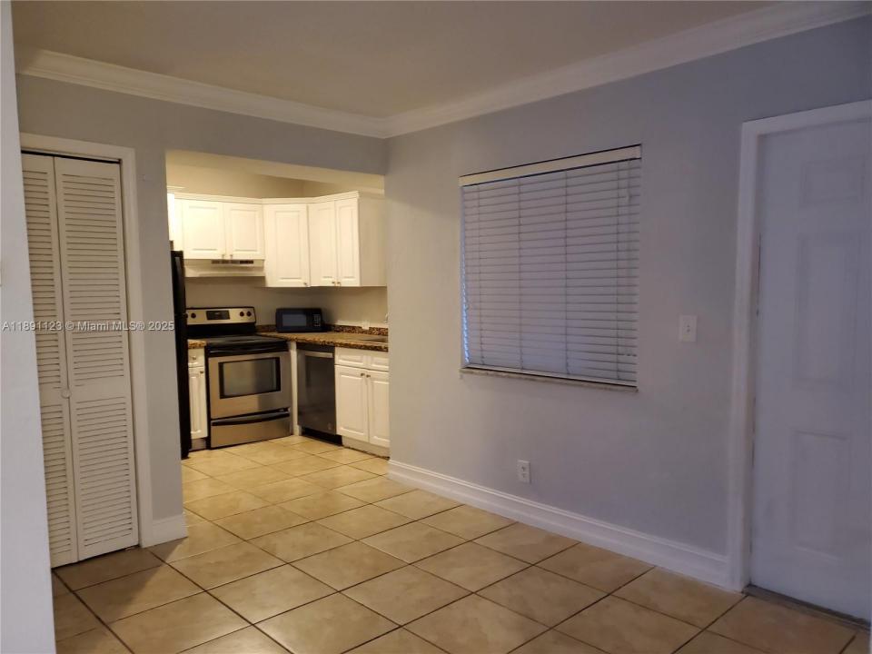 1300 Moffett St 203, Hallandale Beach, 佛羅里達州 33009, 美國