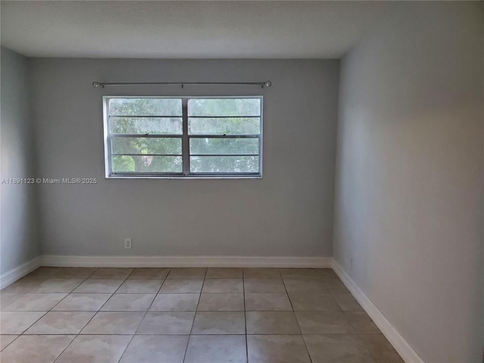1300 Moffett St 203, Hallandale Beach, 佛羅里達州 33009, 美國