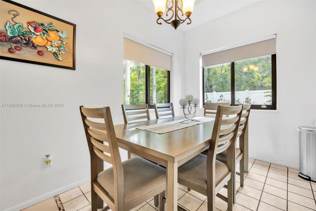 8330 SW 12th St, Pembroke Pines, Flórida 33025, Estados Unidos