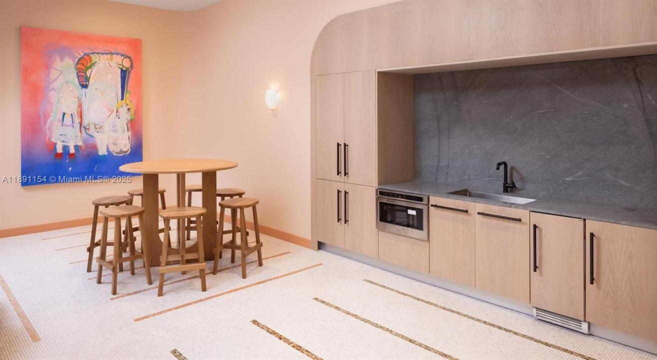 11200 Biscayne Blvd A1, Miami, Florida 33181