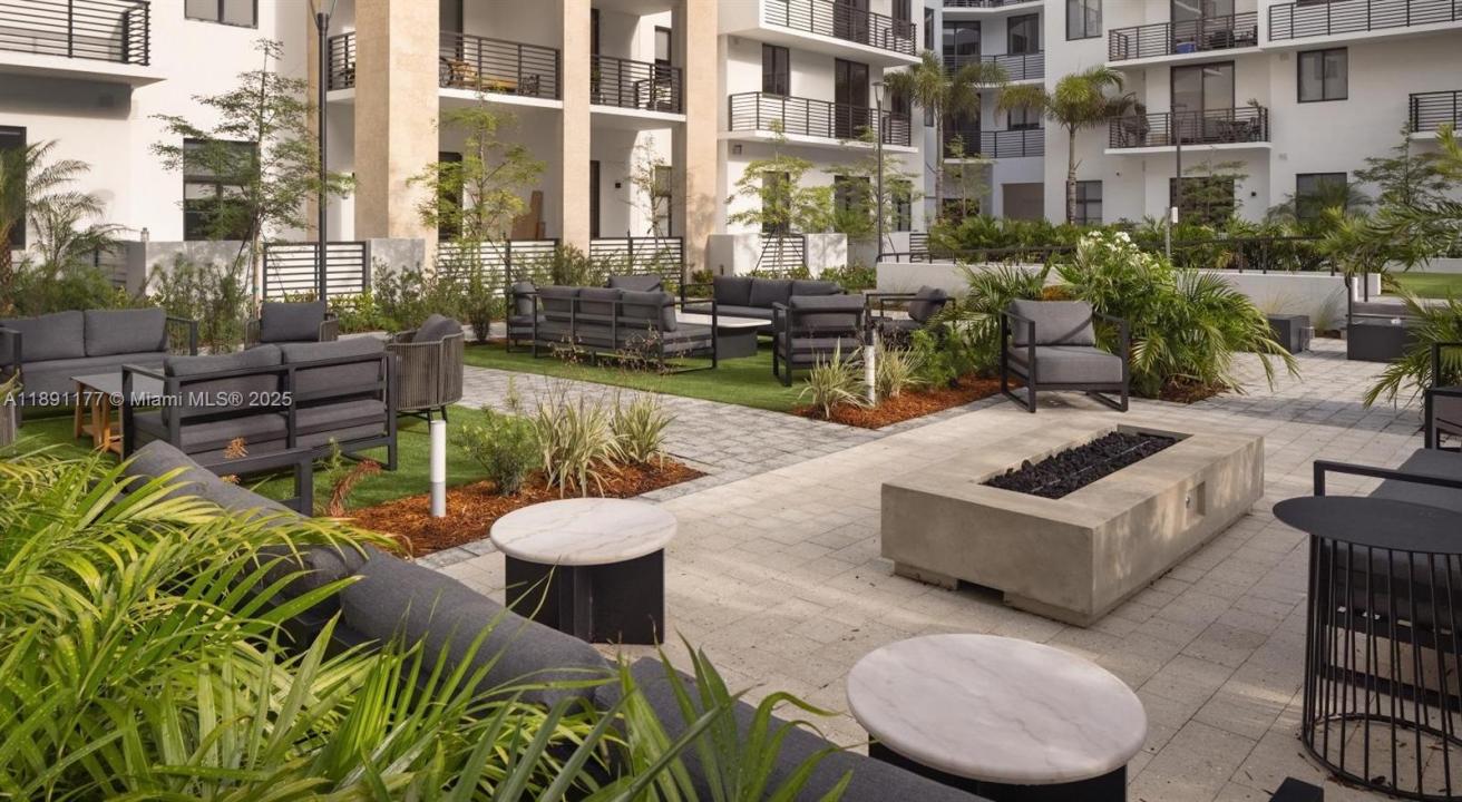 11200 Biscayne Blvd A1.5, Miami, Florida 33181