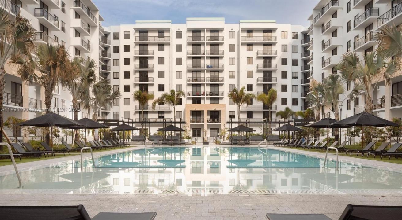 11200 Biscayne Blvd B2, Miami, Floride 33181, États-Unis