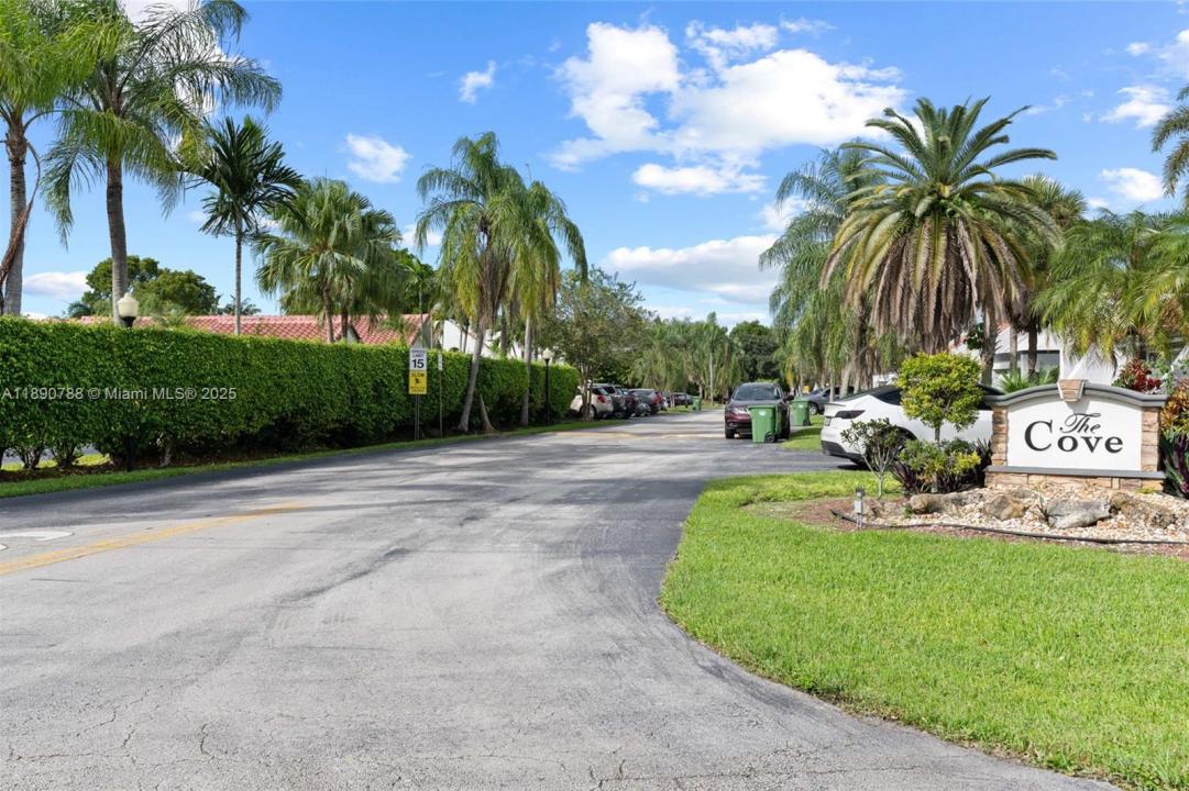 361 Fern Dr 7-3, Weston, Florida 33326, Amerika Birleşik Devletleri