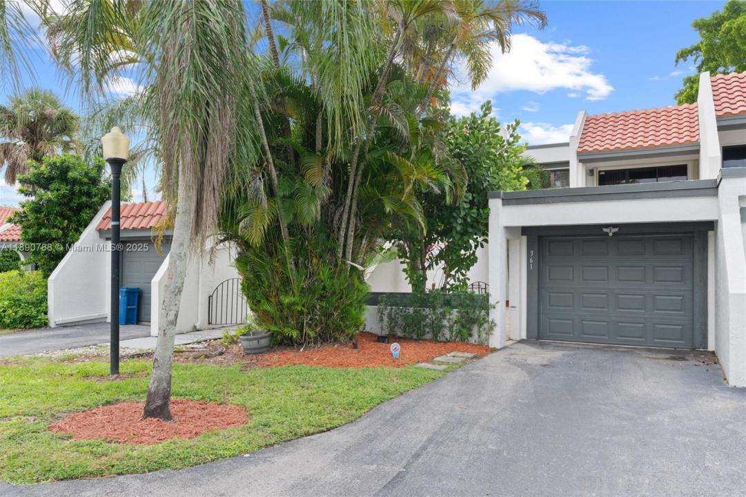361 Fern Dr 7-3, Weston, Florida 33326, Amerika Birleşik Devletleri