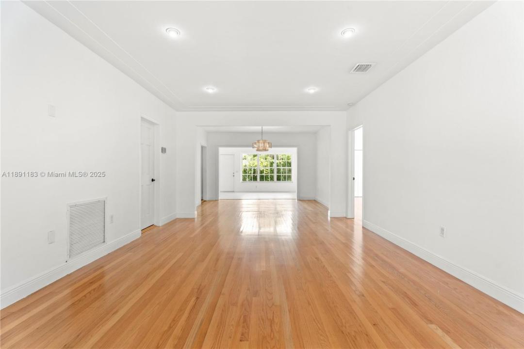 1307 Valencia Ave, Coral Gables, Флорида 33134, Соединенные Штаты