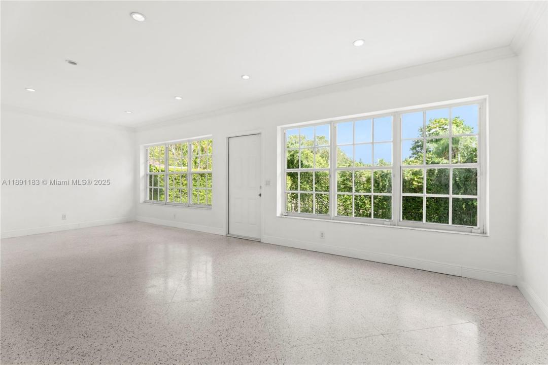 1307 Valencia Ave, Coral Gables, Флорида 33134, Соединенные Штаты