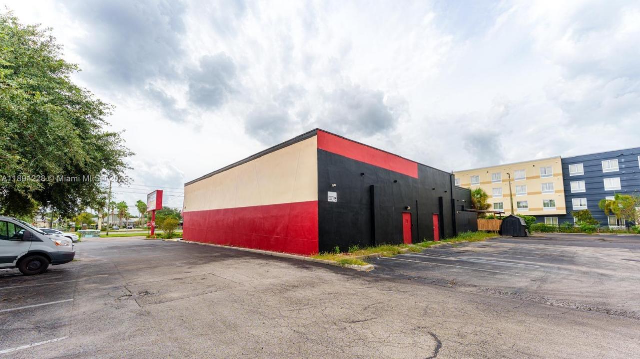 6071 W IRLO BRONSON MEMORIAL HWY, Kissimmee, Florida 34747