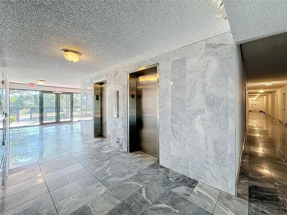 12500 NE 15th Ave 105, North Miami, Florida 33161, Estados Unidos