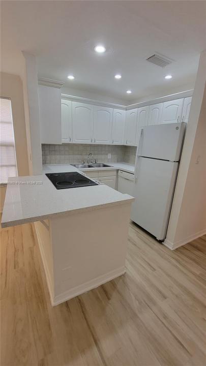 3036 Coral Ridge Drive 3036, Coral Springs, Florida 33065