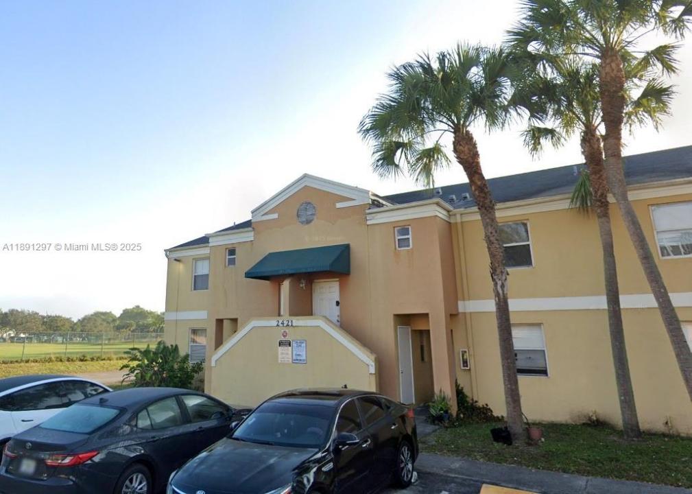 2421 NW 56th Ave 2-102, Lauderhill, Floride 33313, États-Unis