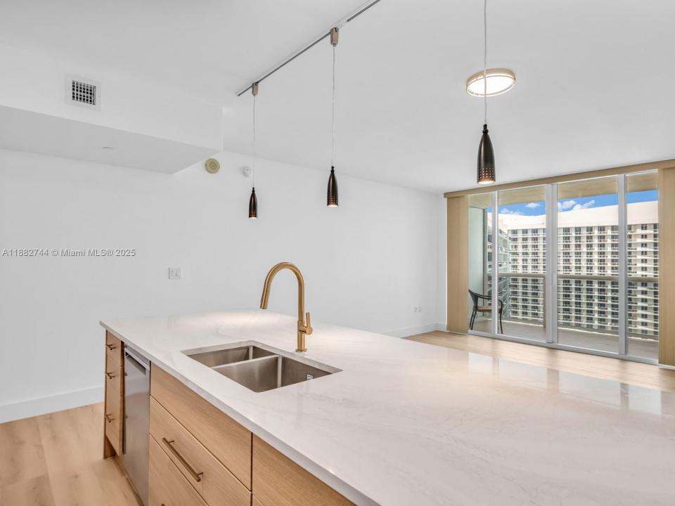 1830 S Ocean Dr 4312, Hallandale Beach, Флорида 33009, Соединенные Штаты