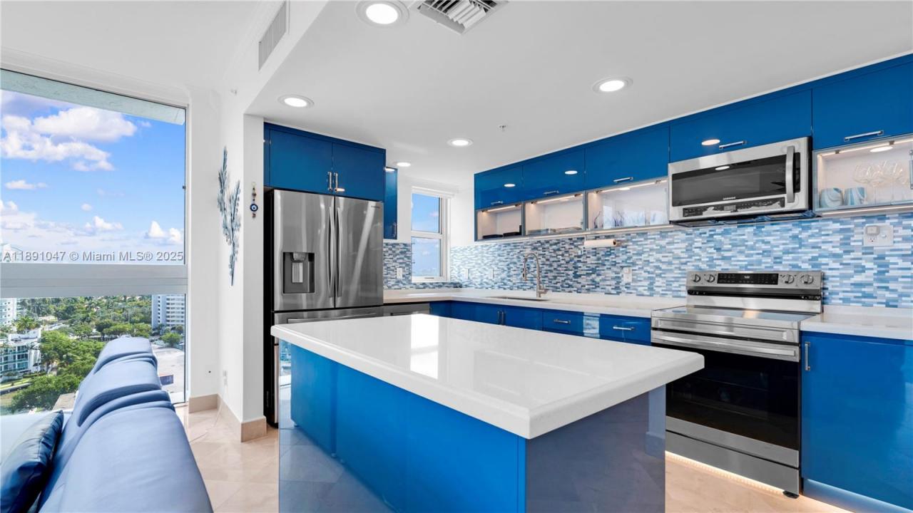 7929 West Dr 1401, North Bay Village, Florida 33141