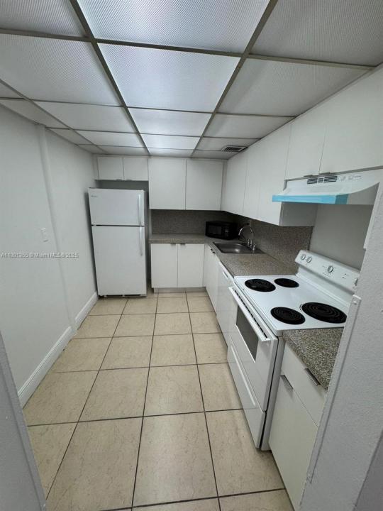 1800 Sans Souci Blvd 333, North Miami, Florida 33181