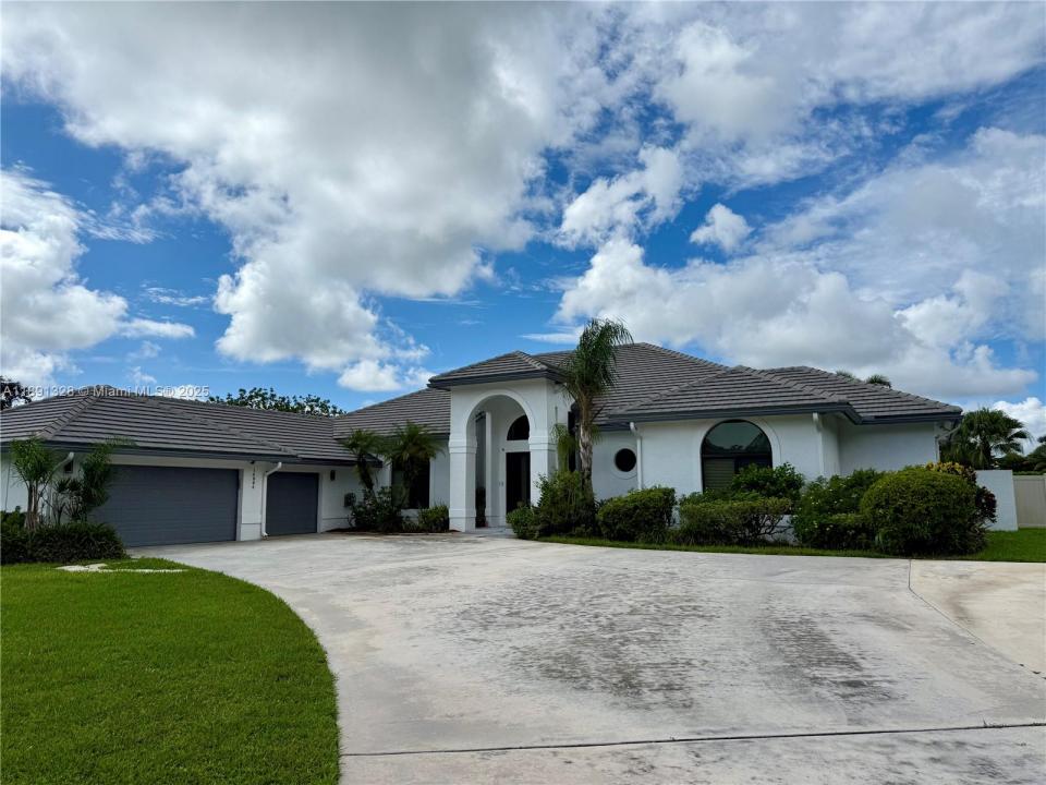 14984 Roan Ct, Wellington, Florida 33414