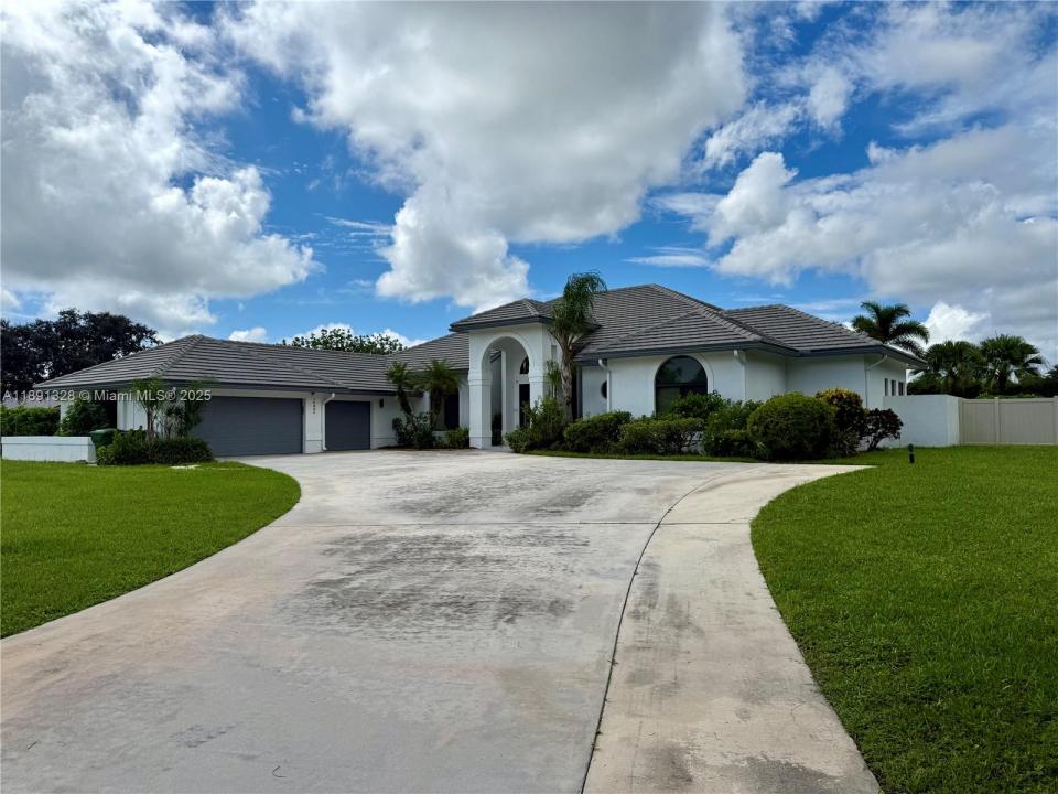 14984 Roan Ct, Wellington, Florida 33414