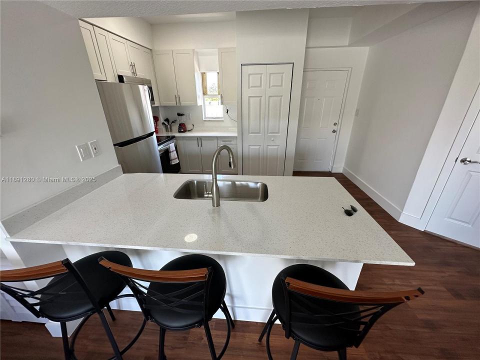 1638 SW 3rd St 303, Miami, Florida 33135, HOA KỲ