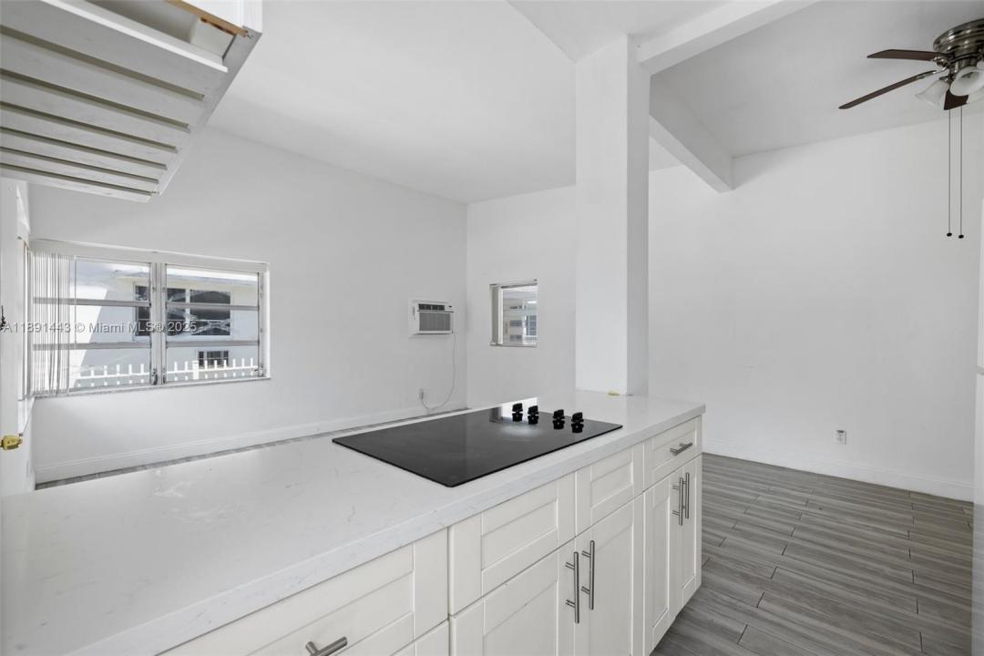 8135 Crespi Blvd 1, Miami Beach, Florida 33141