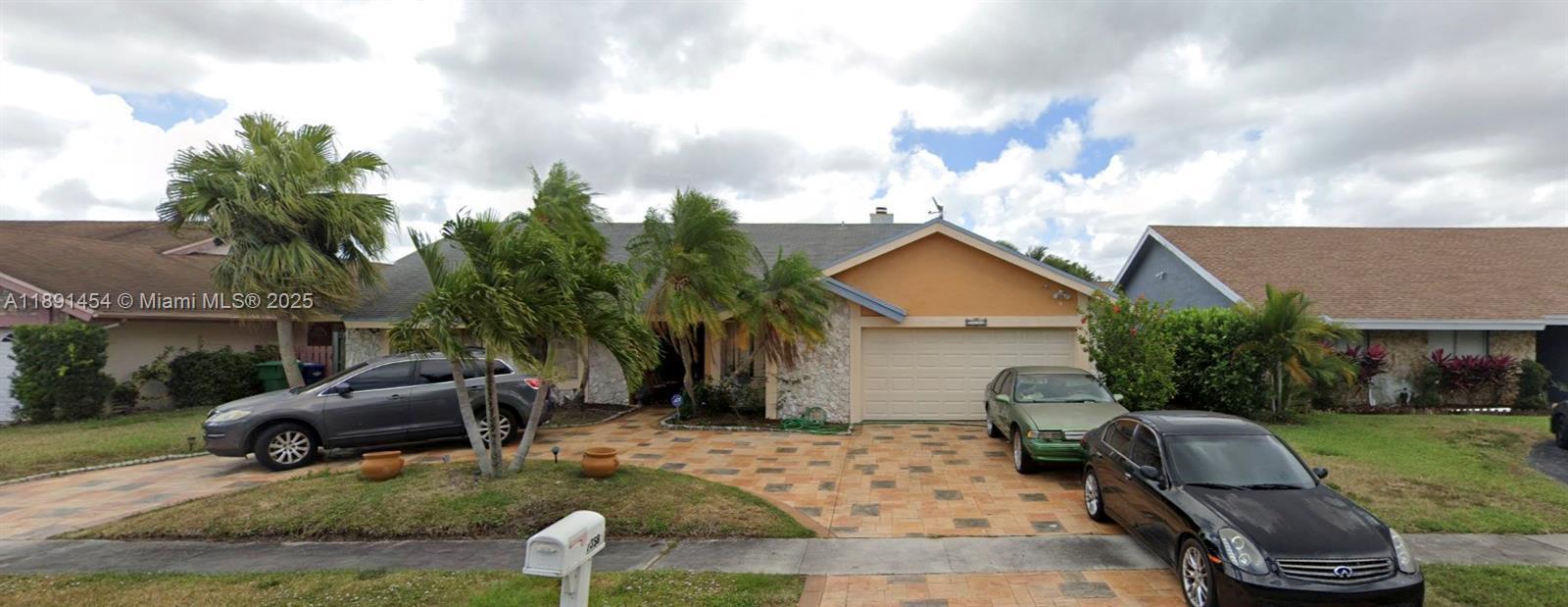 7358 NW 49th St, Lauderhill, Flórida 33319, Estados Unidos