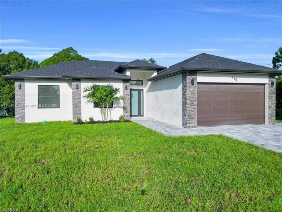 310 Lenz Ave s, Other City - In The State Of Florida, Florida 33974