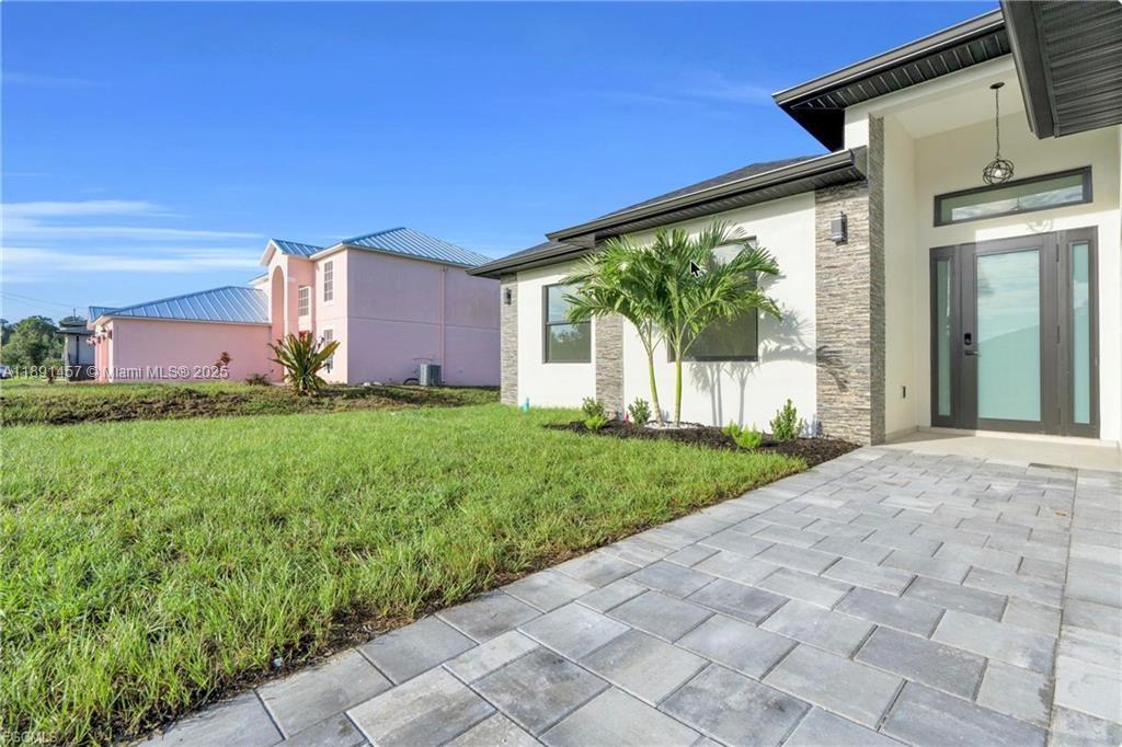 310 Lenz Ave s, Other City - In The State Of Florida, Florida 33974