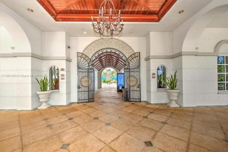 8385 Whisper Trace LN Apt. 104, Naples, Floride 34114, États-Unis