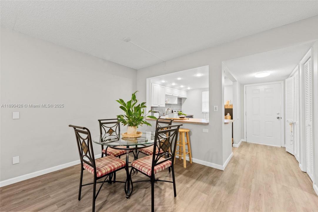 606 SW Natura Blvd 103, Deerfield Beach, 佛羅里達州 33441, 美國