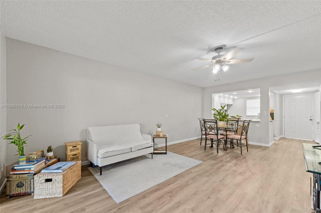 606 SW Natura Blvd 103, Deerfield Beach, 佛羅里達州 33441, 美國