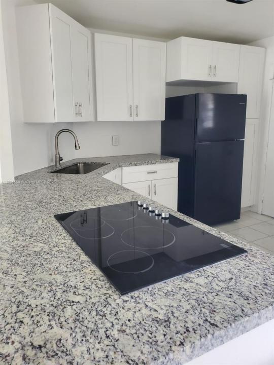 3300 Spanish Moss Ter 411, Lauderhill, Florida 33319, Estados Unidos