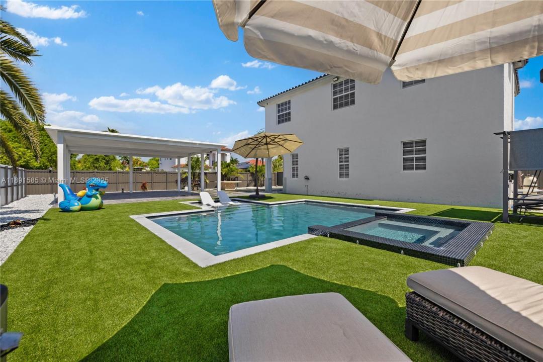 12980 SW 203rd Ln, Miami, Florida 33177