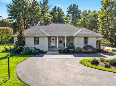 9 Ridge Road, Smithfield, RI 02917, USA