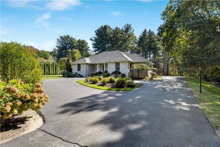 9 Ridge Road, Smithfield, Rhode Island 02917, États-Unis