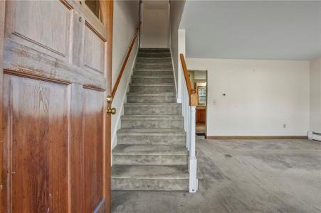 87 Vincent Street, East Providence, Rhode Island 02914, USA