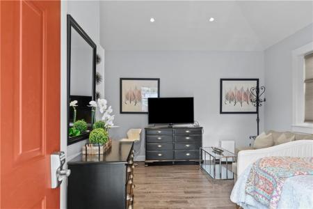 137 W Main Road REAR, Middletown, RI 02842, USA