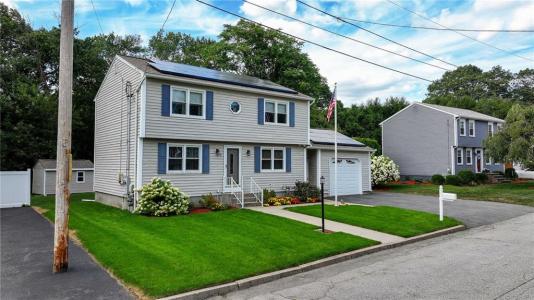 9 Patricia Drive, North Providence, Rhode Island 02904, Estados Unidos