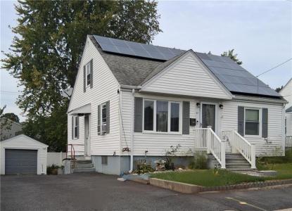 46 Bowen Street, Cumberland, RI 02864, USA