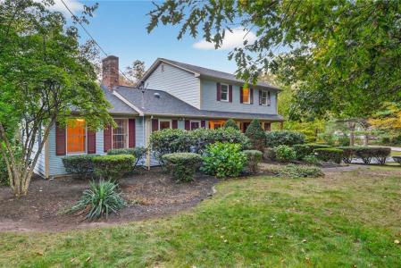 1 Elizabeth Ann Drive, Johnston, RI 02919, USA