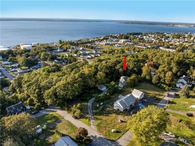 126 Hilton Street, Tiverton, Rhode Island 02878, Estados Unidos