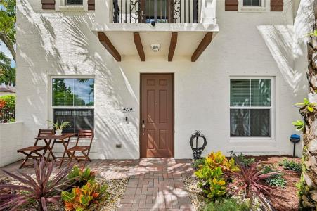 4714 Monarch Way, Coconut Creek, Florida 33073
