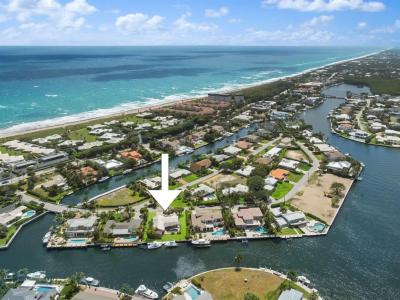 3 Sabal Island Dr, Ocean Ridge, Florida 33435