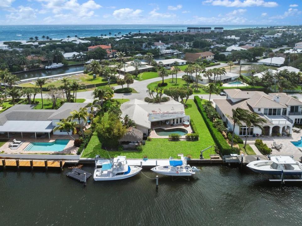 3 Sabal Island Dr, Ocean Ridge, Florida 33435